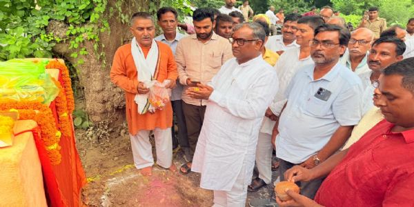जौनपुर सदर में सात संपर्क मार्गों का लोकार्पण, ग्रामीण विकास को मिलेगी नई रफ्तार : गिरीश चंद्र यादव