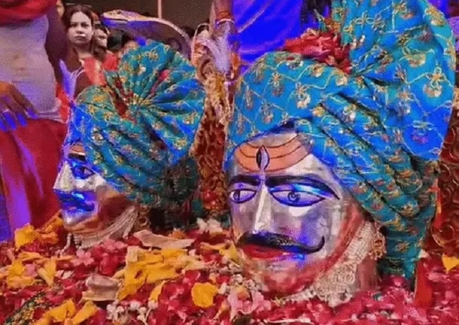 खरगोन में भगवान सिद्धनाथ का शिव डोला खरगोन में भगवान सिद्धनाथ का शिव डोला