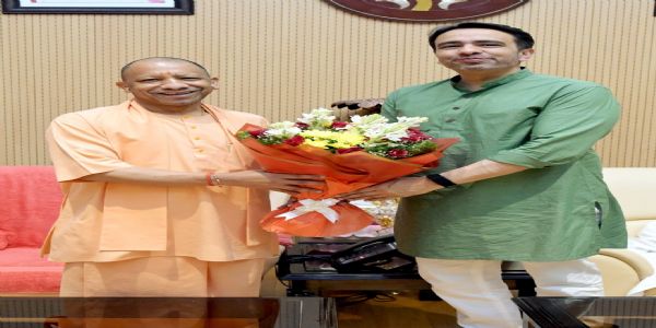मुख्यमंत्री योगी आदित्यनाथ से रालोद के राष्ट्रीय अध्यक्ष जयंत चौधरी ने की शिष्टाचार भेंट