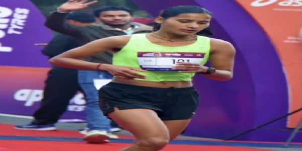 पहाड़ की बेटी भागीरथी ने हैदराबाद मैराथन में जीता रजत