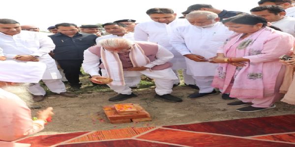 परिवार के साथ-साथ समाज में जरूरतमंद एवं पात्र लोगों की यथासंभव करें सेवा :मनोहर लाल