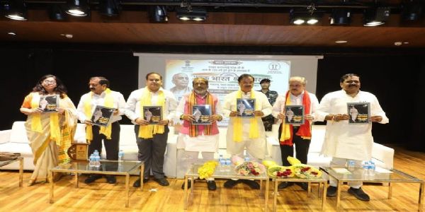 देश की एकता और अखंडता को मजबूत करने में लौह पुरुष सरदार पटेल की भूमिका रही ऐतिहासिक : डॉ. महेश शर्मा