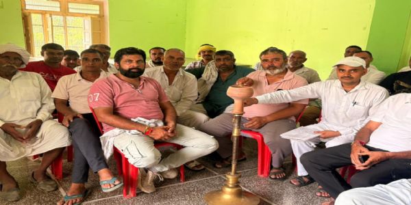 जींद में डेयरी संचालकों का फैसला, 100 रुपये किलो बेचेंगे भैंस का दूध