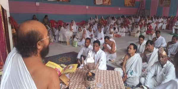 मंदसौरः परमात्मा के वचनों के प्रति श्रद्धा रखो- मुनि प्रत्यक्षरत्नविजय