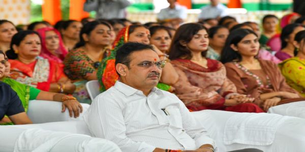 मुख्यमंत्री आवास पर महिलाओं के साथ सीएम भजनलाल शर्मा ने सुनी ‘मन की बात’