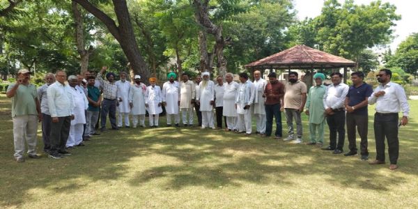 फतेहाबाद : चमार जाति का नाम मेघवाल करने की घोषणा पर भडक़ा गुस्सा, डीसी को सौंपा ज्ञापन