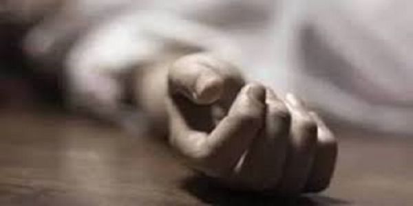लखनऊ में सड़क किनारे एक महिला की लाश मिली, शिनाख्त में जुटी पुलिस