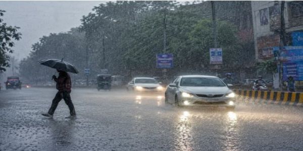 ओडिशा के बरगढ़ में भारी बारिश के चलते स्कूल बंद, आईएमडी ने जारी किया रेड अलर्ट