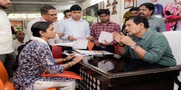 जनता की समस्याओं का समाधान सरकार की प्राथमिकता : मंत्री  ए. के. शर्मा