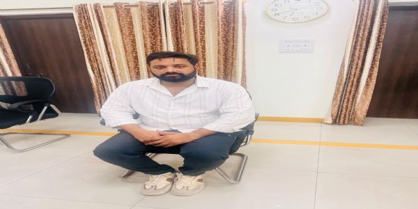 जेईएन दस हजार की रिश्वत लेते रंगे हाथों गिरफ्तार