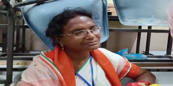 वसूली रोकने के लिए विधायक रत्ना देवनाथ का संदेश -मेरे नाम पर कोई पैसे मांगे तो मत देना