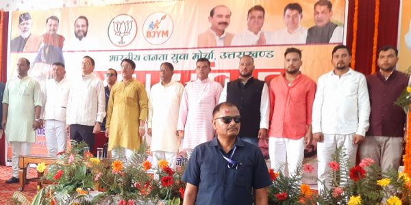 युवा शक्ति ही विकसित भारत की आधारशिला: मुख्यमंत्री धामी