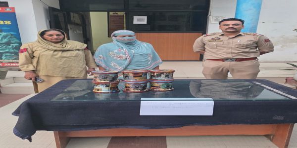 जम्मू पुलिस ने छन्नी हिम्मत में एक व्यक्ति को किया गिरफ़्तार, प्रतिबंधित मांझा ज़ब्त