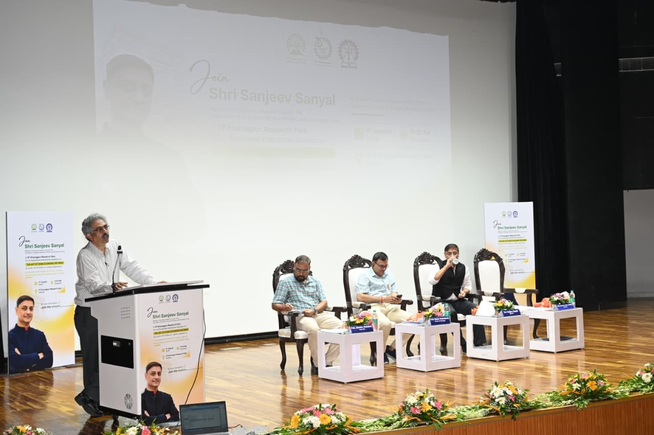 आईआईटी खड़गपुर रिसर्च पार्क में आर्थिक सुधारों पर चर्चा