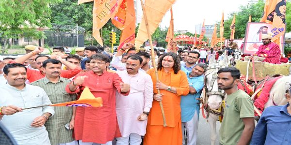 गुरु रविदास जयंती वर्ष पर जयपुर में निकली भव्य कलश शोभायात्रा
