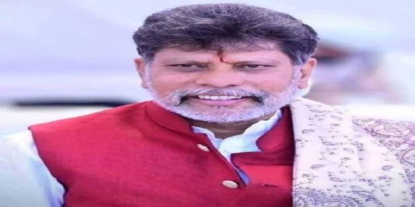 भाजपा प्रदेश अध्यक्ष किरण देव की हुई सफल ऑर्थो सर्जरी
