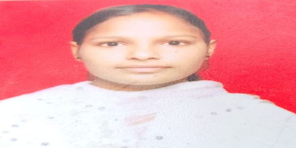 मोबाइल विवाद के बाद इंटर की छात्रा ने लगाई फांसी, बंद कमरे में झूलता मिला शव
