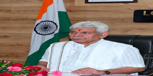 भारत सरकार की उल्लास योजना के तहत जम्मू कश्मीर ने पूर्ण साक्षरता में मील का पत्थर हासिल किया: उपराज्यपाल