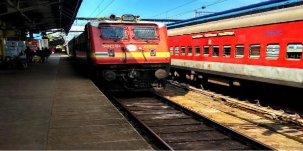 बंडामुंडा में ब्लॉक के कारण टाटानगर से चलने वाली कई ट्रेनें अक्टूबर में रहेंगी प्रभावित