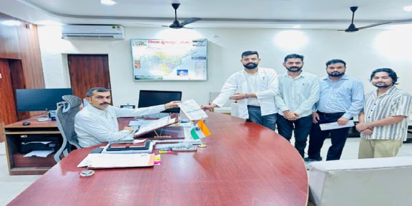 आयुर्वेद विभाग में सेवानिवृत्त कर्मियों की पुनर्नियुक्ति का विरोध : युवाओं ने उठाई नियमित भर्ती की मांग