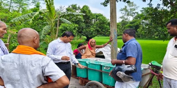 डुमरी अपशिष्ट प्रसंस्करण इकाई का डीडीसी ने किया निरीक्षण, कचड़ा प्रबंधन व्यवस्था दुरुस्त करने के दिए निर्देश