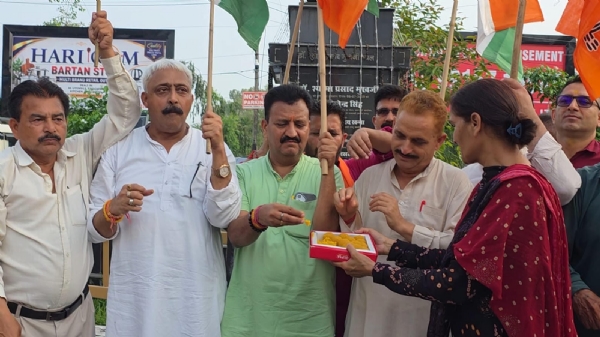 7 years since the abrogation of Article 370: Celebrations in Kathua; BJP distributes sweets.