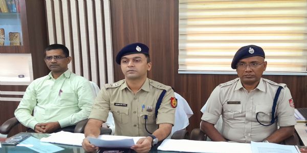 अंतरराज्यीय गांजा तस्करी नेटवर्क पर पुलिस का शिकंजा, तीन गिरफ्तार