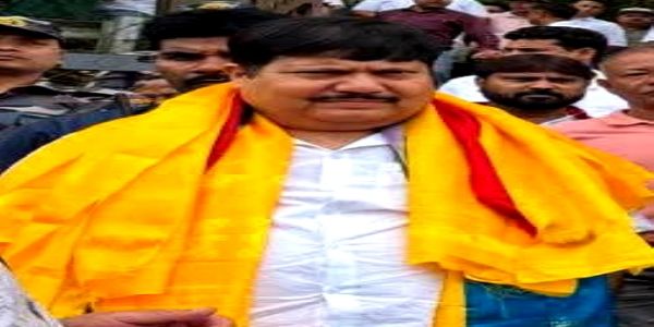 15 वर्ष से अधिक पुराने वाहनों से अब नहीं होगा विद्यार्थियों का परिवहन, विद्यालयों को परिवहन मंत्री का सख्त निर्देश