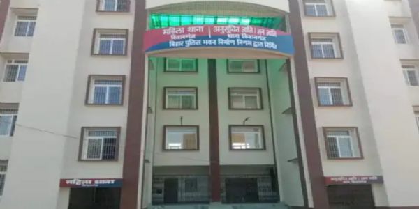 किशनगंज में पति समेत चार ससुराल वालों पर दहेज प्रताड़ना की प्राथमिकी दर्ज