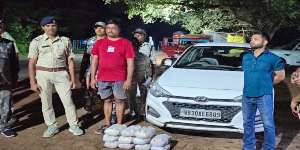 गोपीबल्लभपुर में निजी कार से 11 किलो गांजा बरामद, युवक गिरफ्तार