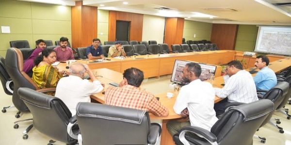 बोगदा पुल के परिवर्तित मार्ग पर यातायात व्यवस्था दुरुस्त रखने के निर्देश