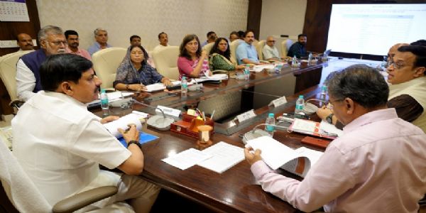 ग्रामीण विकास और जनकल्याण कार्यक्रमों के प्रभावी क्रियान्वयन के लिए पंचायतों को बनाएं सशक्त : मुख्यमंत्री डॉ. यादव