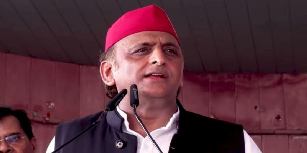 जनेश्वर मिश्र ने जीवनभर समाजवादी आंदोलन को आगे बढ़ाया : अखिलेश यादव