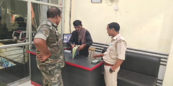 होटलों में पुलिस की सघन जांच, बिना आईडी कमरा देने पर कार्रवाई की चेतावनी