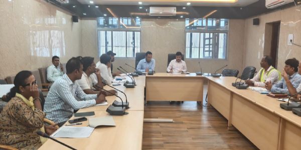 कानपुर सेंट्रल का पुनर्विकास तय समय में पूरा होगा, गुणवत्ता से नहीं होगा समझौता : दीपक कुमार