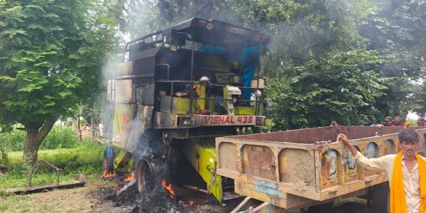 मजदूरी कार्य दूसरे के यहां किए जाने पर पिता को मारी गोली