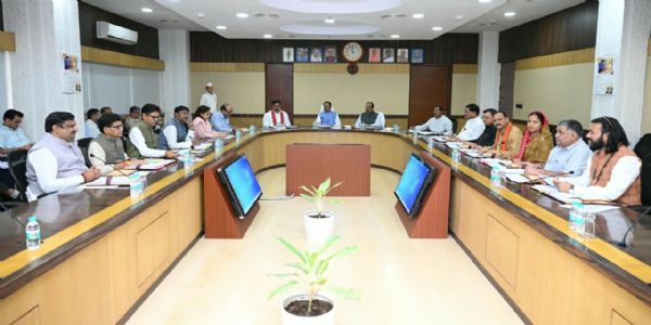 (अपडेट )छत्तीसगढ़ कैबिनेट के बड़े फैसले: 500 करोड़ का एआई मिशन, बीईएमएल संयंत्र, डिजिटल निर्माण प्रणाली समेत सात प्रस्तावों को मंजूरी