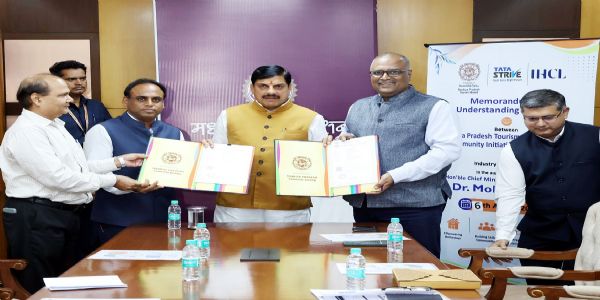 मध्य प्रदेश पर्यटन बोर्ड और टाटा स्ट्राइव के बीच हुआ महत्वपूर्ण एमओयू मध्य प्रदेश पर्यटन बोर्ड और टाटा स्ट्राइव के बीच हुआ महत्वपूर्ण एमओयू