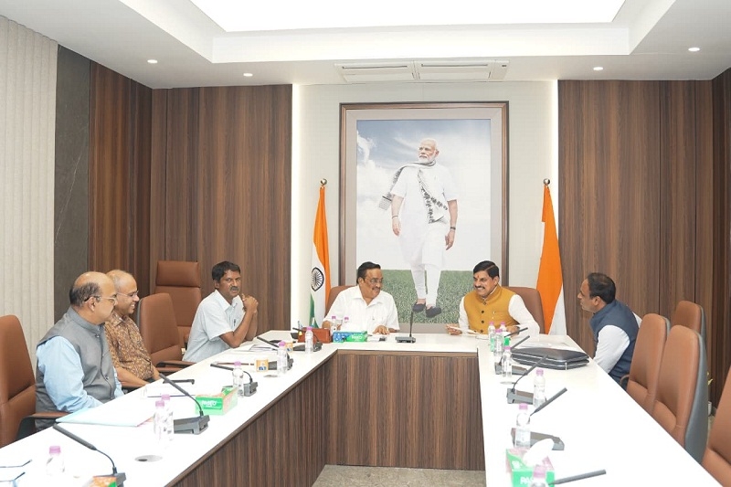 मप्र के मुख्यमंत्री ने नई दिल्ली में केंद्रीय मंत्री पाटिल से की सौजन्य भेंट मप्र के मुख्यमंत्री ने नई दिल्ली में केंद्रीय मंत्री पाटिल से की सौजन्य भेंट