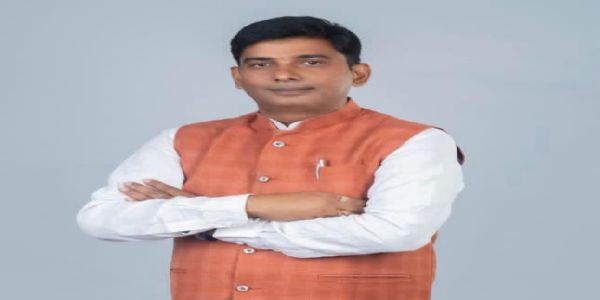 नैतिकता दिखाते हुए तत्काल इस्तीफा दें मुख्यमंत्री सह शिक्षा मंत्री हेमंत सोरेन : संदीप वर्मा