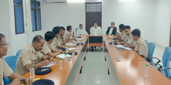 राष्ट्रीय लोक अदालत की तैयारी को लेकर थाना प्रभारियों के साथ समन्वय बैठक