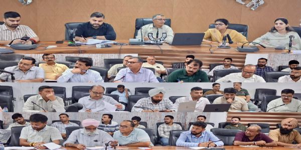 समयबद्ध पूरा करें पीडब्ल्यूडी कार्य-डीसी कठुआ