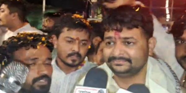 झांसी से जगी स्वतंत्रता की अलख अब ज्वालामुखी बनकर 2027 में देगी परिणाम : रोहित मिश्रा