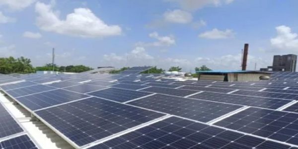 वनइंडिग टेक की स्टॉक मार्केट में जबरदस्त एंट्री, मजबूत लिस्टिंग के बाद लगा अपर सर्किट