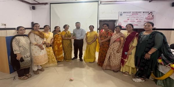 मां का दूध नवजात के लिए सर्वोत्तम आहार, स्तनपान में देरी न करें : डॉ. सीमा द्विवेदी