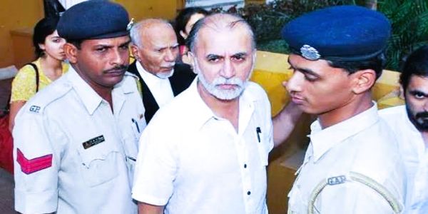 दुष्कर्म मामले में तरुण तेजपाल को 10 साल का सश्रम कारावास