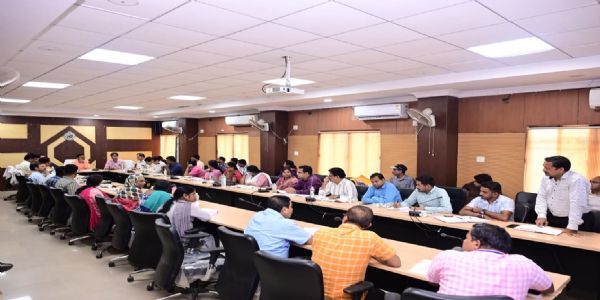स्वास्थ्य मंत्री ने जाजपुर जिला चिकित्सालय का किया निरीक्षण, स्वास्थ्य सेवाओं की समीक्षा की