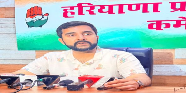 चंडीगढ़: जनता को राहत नहीं, सरचार्ज और टैक्स का तोहफा दे रही सरकार : आदित्य सुरजेवाला