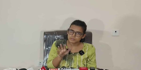 जेपीएससी और जेएसएससी में अनियमितता के खिलाफ आंदोलन कर रहे छात्रों की मांगे जायज : नेहा