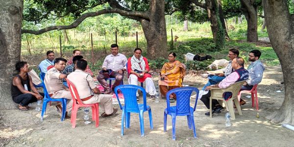 ईओयू की छापेमारी में  कार्यक्रम पदाधिकारी अजीत अमर के मकान से 40 लाख के आभूषण बरामद